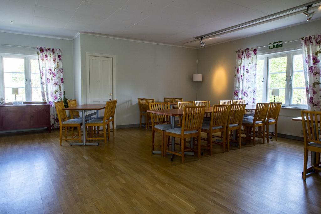 Hotell Sjoevillan Upplands-Väsby 외부 사진