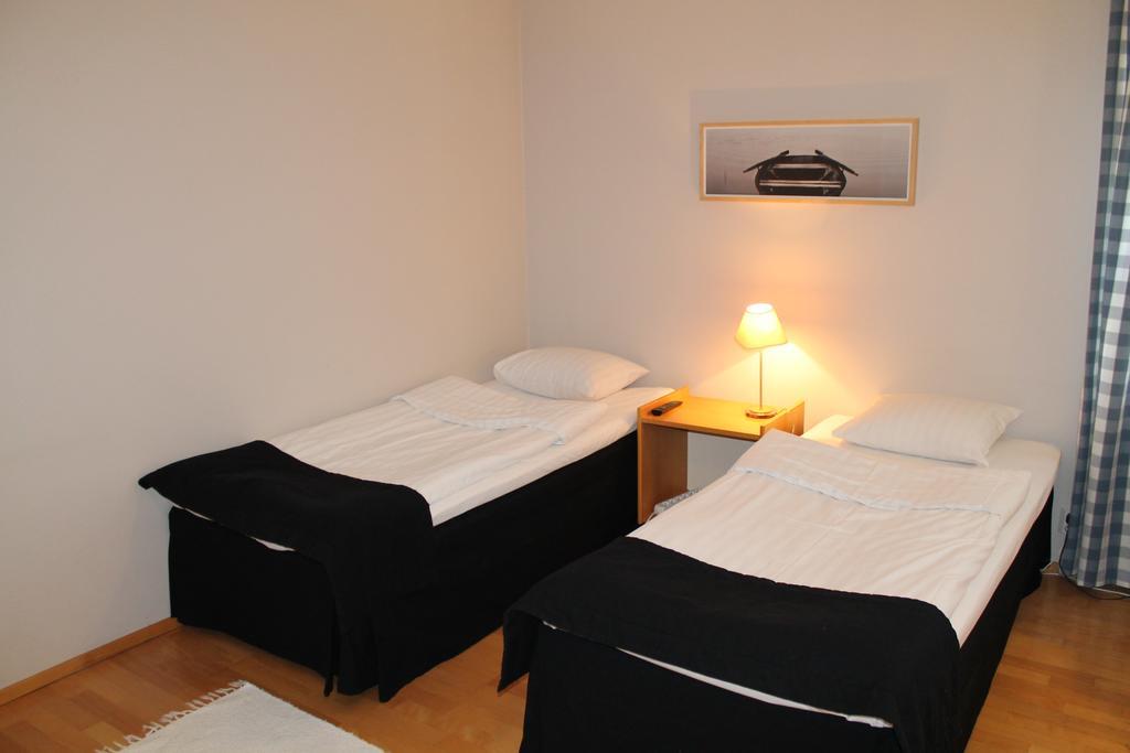 Hotell Sjoevillan Upplands-Väsby 외부 사진