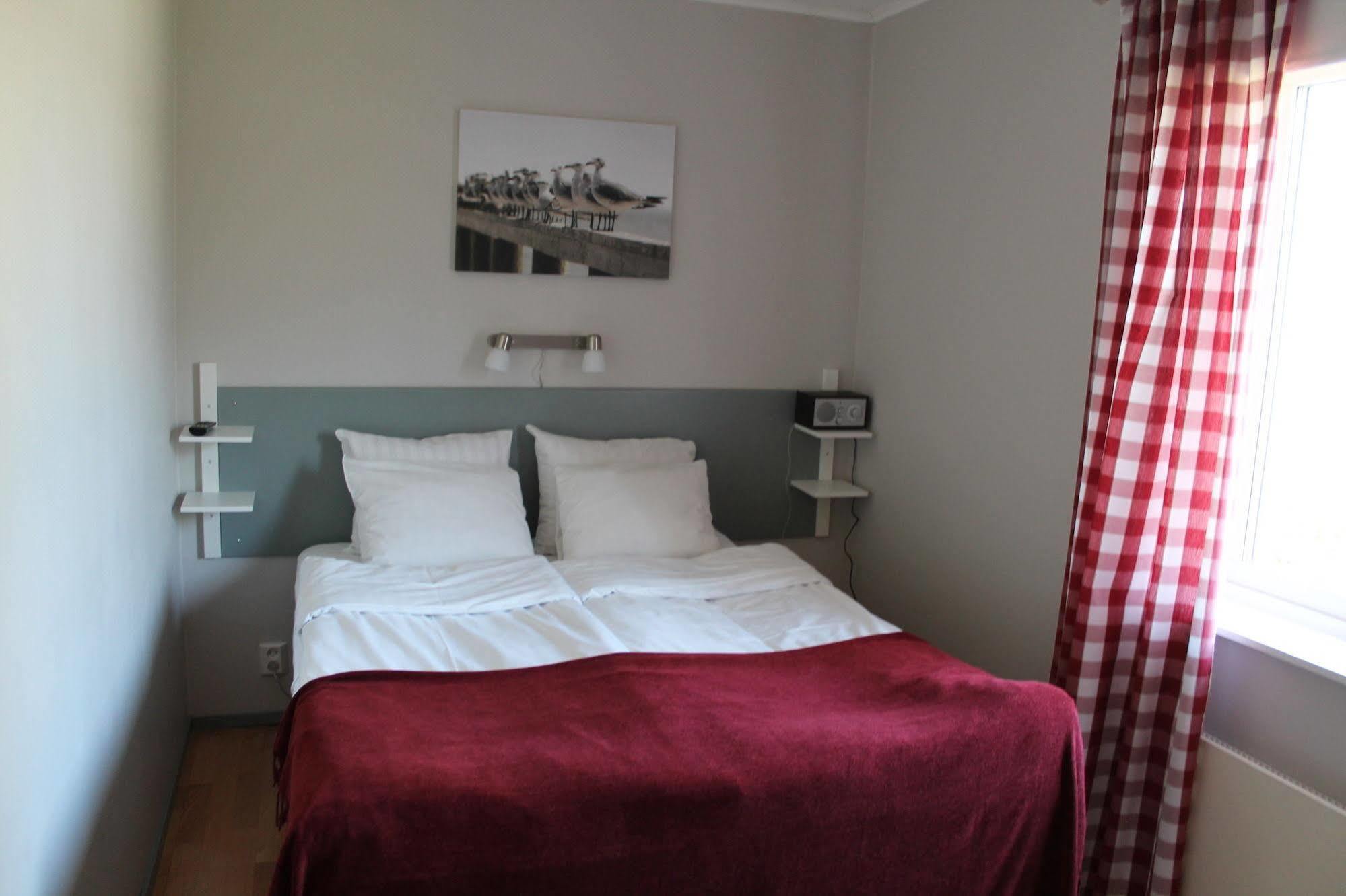 Hotell Sjoevillan Upplands-Väsby 외부 사진