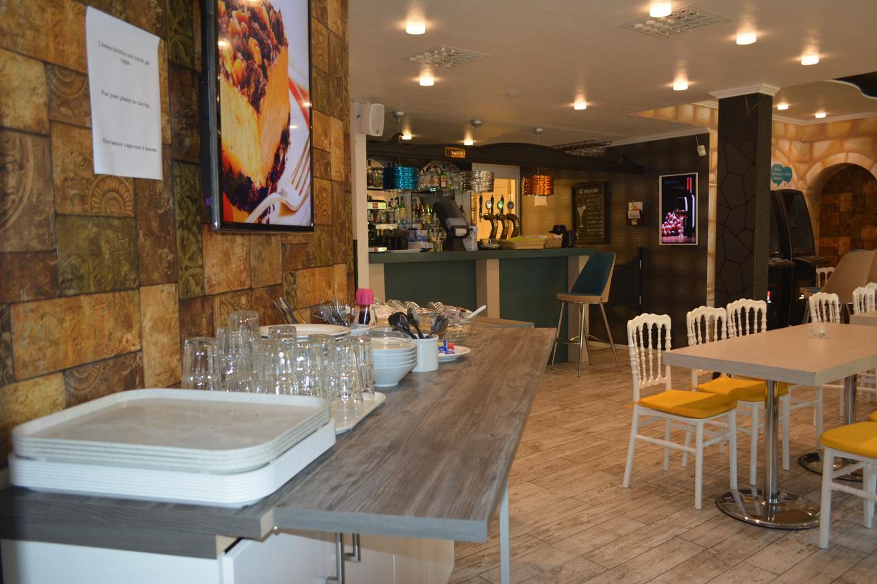 Hotell Sjoevillan Upplands-Väsby 외부 사진